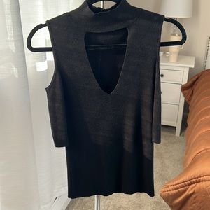 Mock neck shoulderless sweater